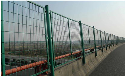 临翔区道路护栏蓝球场围网 - 厂家